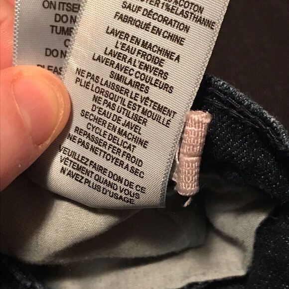 Levi’s shorts  - Picture 5 of 6